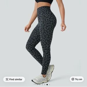 Halara Seamless Flow High Waisted Leopard 7/8 Leggings